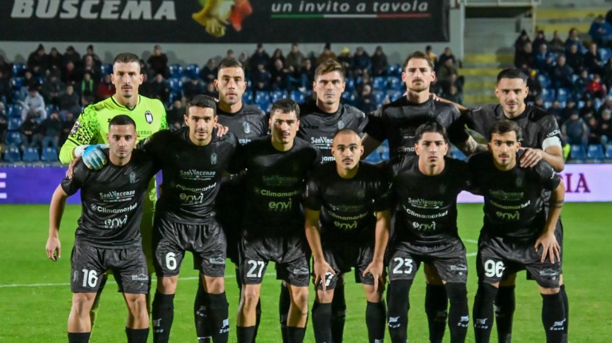 Pasquetta amara per il Crotone: Baldé firma il ko, vince il Giugliano