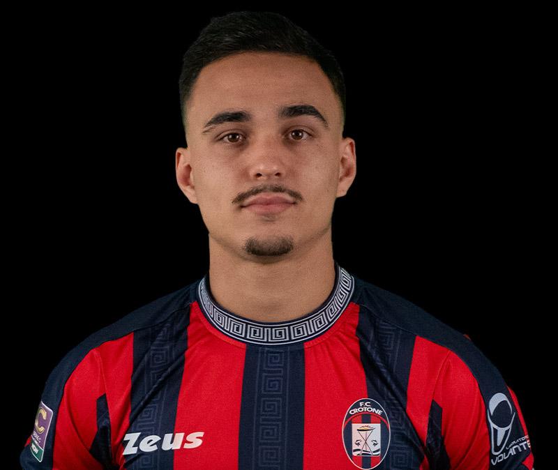 Crotone, Vinicius punto fermo per il futuro rossoblù; il brasiliano tra le note positive della stagione 