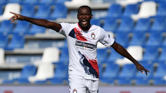 Crotone, è fatta per la cessione di Simy: sei milioni di euro ai rossoblù