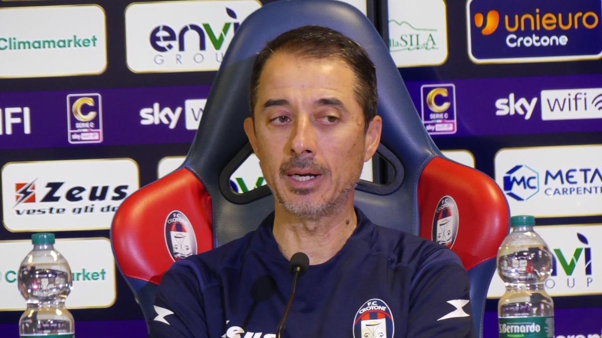 Crotone-Cerignola, Longo: “Serve continuità, niente blackout”
