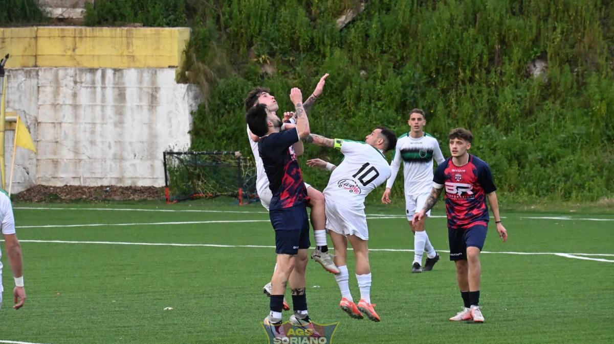 Eccellenza, la Palmese abbandona il campo prima del fischio finale