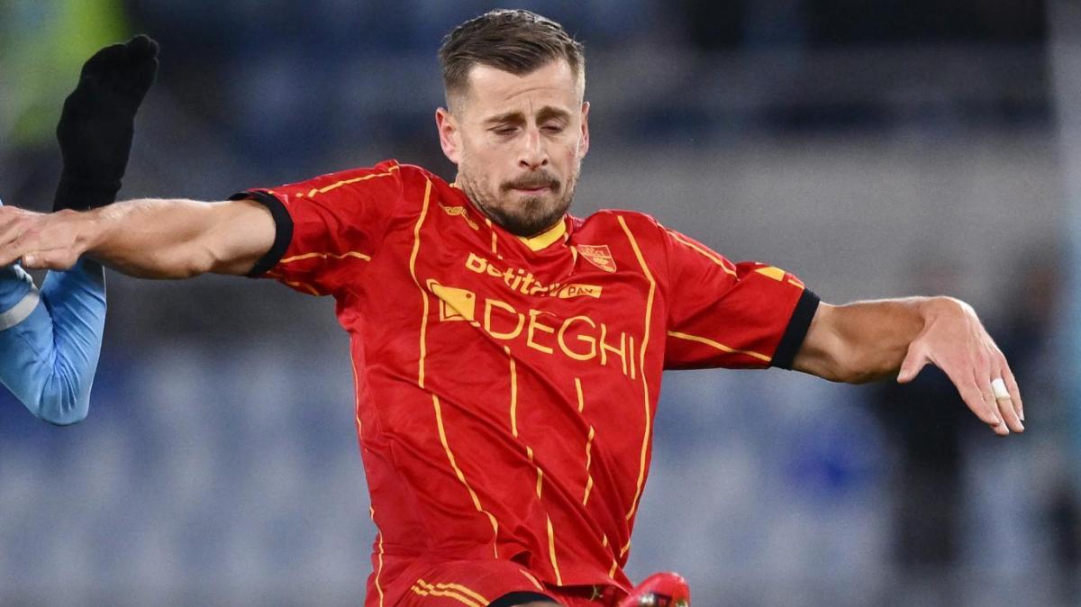 Lecce, Ramadani: "Loro giocano bene ma siamo stati lì. Sul primo gol..."