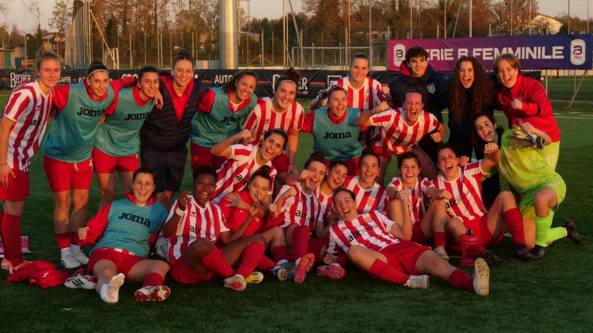 Il Cesena non sbaglia e si prende il primo posto a +2 sul Como 1907, Lumezzane terzo