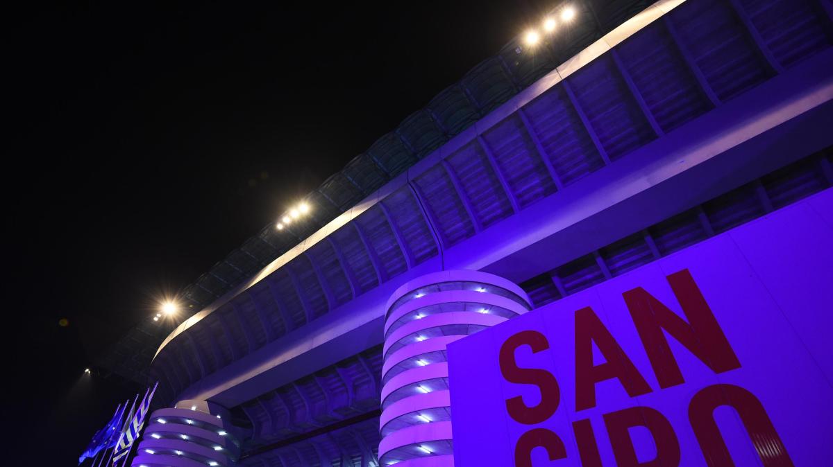 LIVE Milan-Como 0-1 -  53', primo giallo della partita a Nico Paz