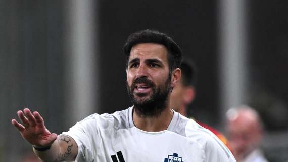 Fabregas: “Contro il Bologna servirà una partita intelligente, senza snaturarci. Ecco gli indisponibili”