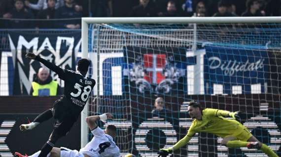 Festa al Sinigaglia. Un Como eroico piega il Napoli 2-1. Seconda vittoria consecutiva