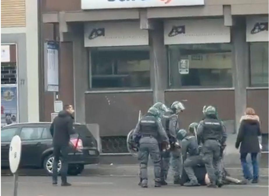 Scontri prima di Como-Bologna: in arrivo Daspo per gli ultrà felsinei coinvolti