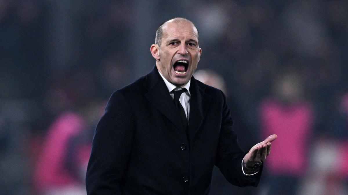 Alta tensione in sala stampa, volano parolacce tra Allegri e Fabregas, il tecnico toscano a Dazn: “In campo bisogna avere rispetto per tutti”