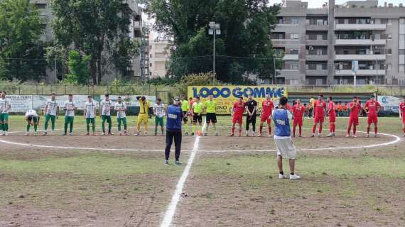 Le squadre schierate          