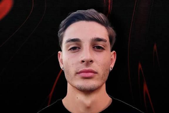 Luca Russo, il muro di Parabita che sta conquistando Nocera