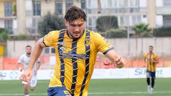 Reggiana rinforza la difesa: arriva il giovane pugliese Francesco Vallarelli