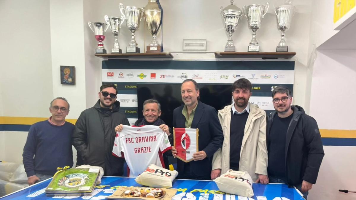 Bari, incontro con la dirigenza del Gravina dopo gli allenamenti al 'Vicino'