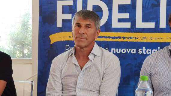 Fidelis Andria, Di Bari: "Stiamo costruendo una squadra che ricrei l'entusiasmo"