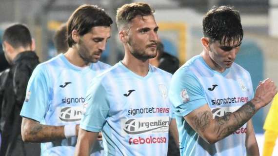 Magia di Solcia, poi Patierno-Enyan nel finale: la Virtus supera 3-0 il Taranto