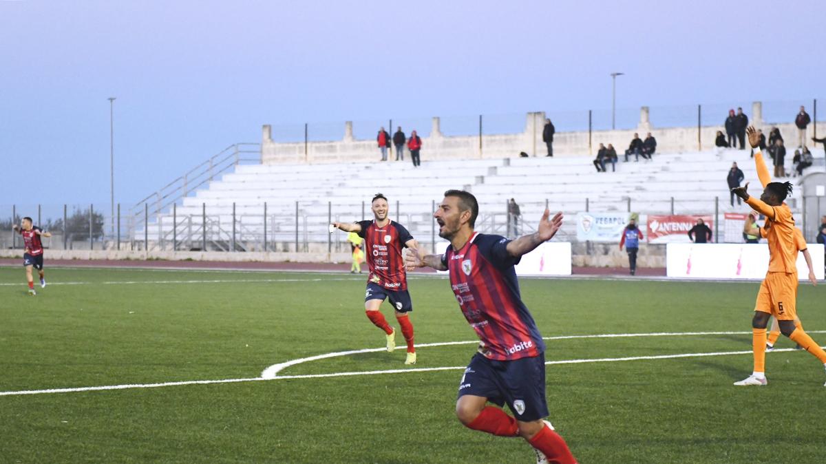 Canosa, Croce: “Il campionato ce lo giocheremo in quattro"