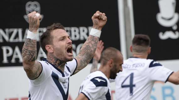 Alex Sirri lascia Brindisi: l’emozionante saluto del difensore 