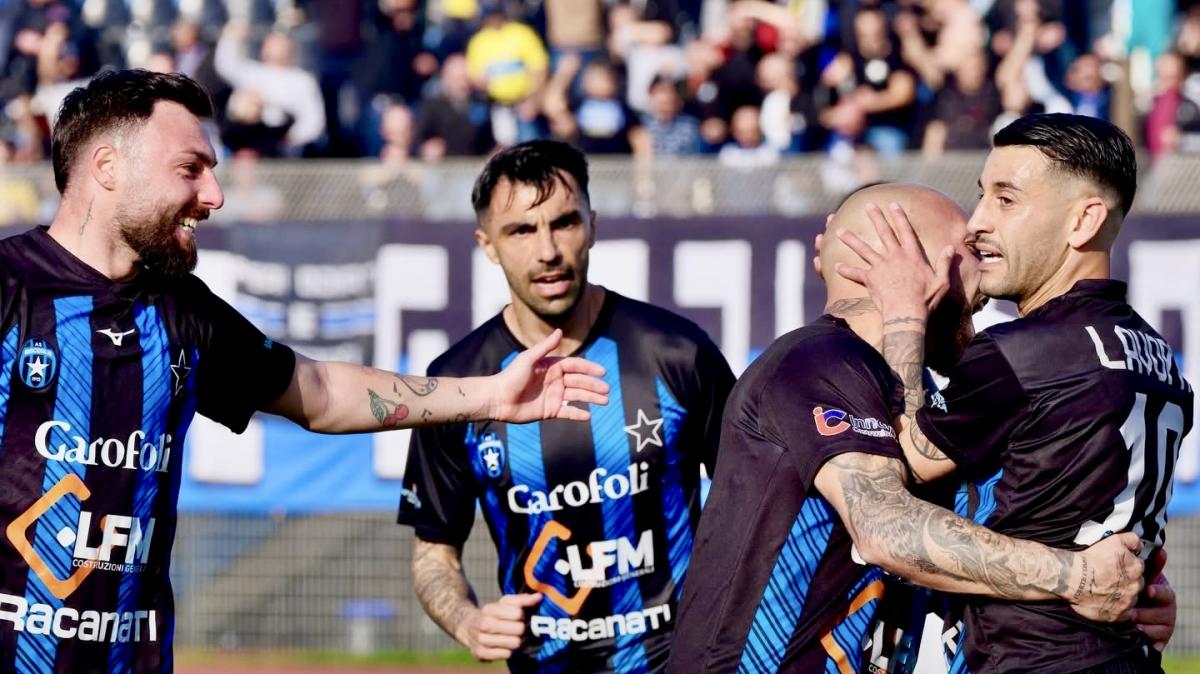 Bisceglie-Luzzi 5-0: pugliesi in semifinale di Coppa Italia