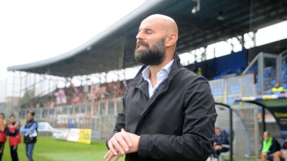 Bari, l'ex Stellone: "Tre squadre in lotta per il secondo posto. Io pronto a rientrare"