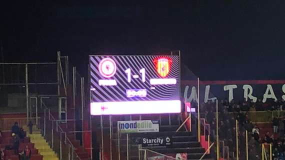 Foggia-Benevento 1-1: cuore rossonero, ma l'arbitro condiziona la gara