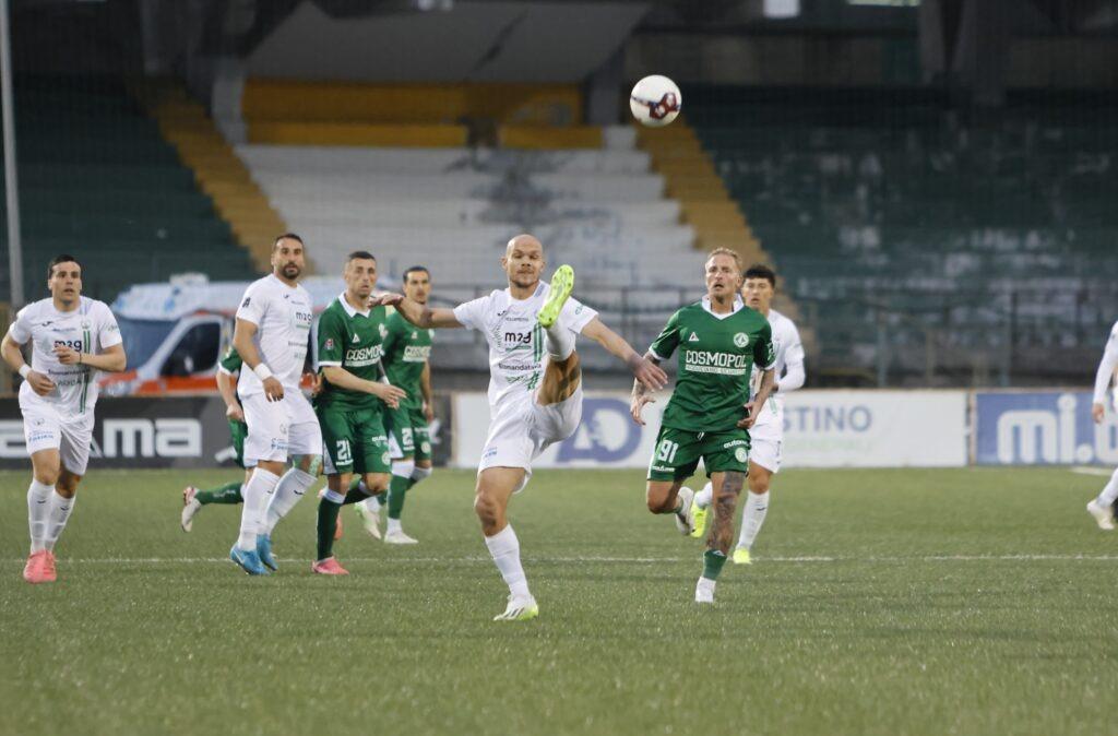 Barletta, ore calde per Nicola Bizzotto: atteso l’incontro decisivo