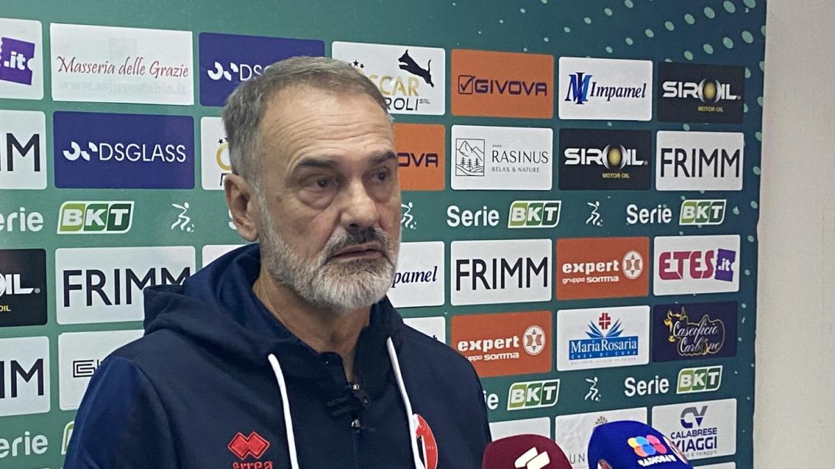 Juve Stabia-Bari 0-0, Vivarini: “Oggi più compatti. Ora isolati e pensare solo al campo”