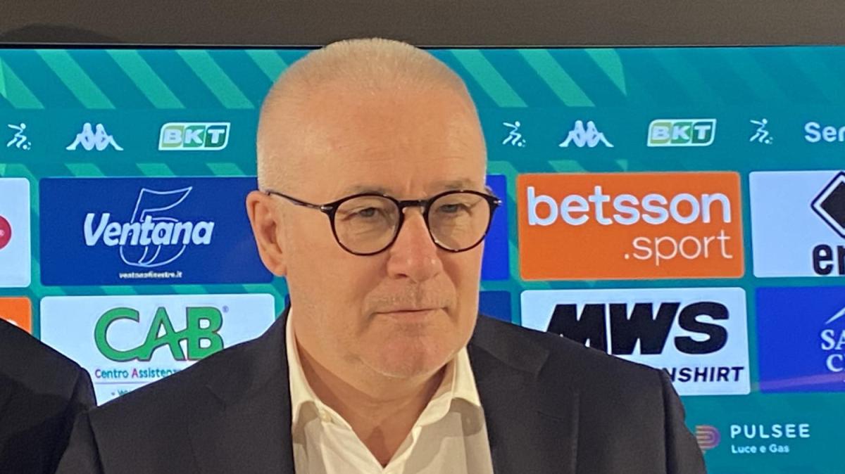 Reggiana-Bari, Magalini: "Caserta va via? Devo parlare con la società. Atteggiamento inaccettabile dopo gol subito"