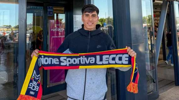 UFFICIALE - Lecce, c'è la firma di Perez: contratto triennale più opzione