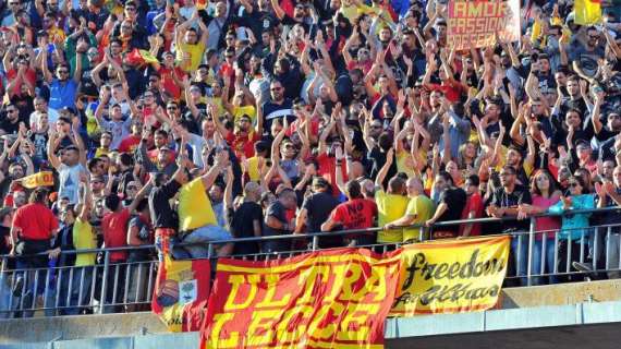 Lecce, caos terreno di gioco dello stadio. L'assessore: "Campionato casalingo mai stato a rischio"