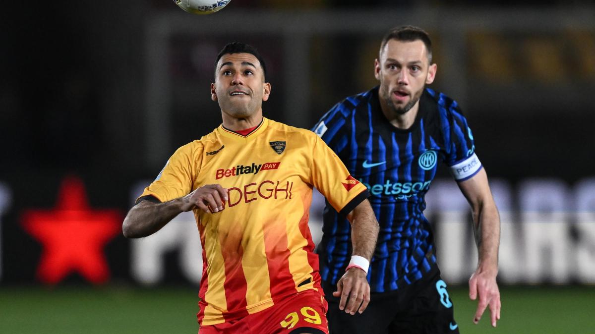 Le formazioni ufficiali di Lecce-Fiorentina: Banda out, Cheddira e N’Dri dal 1’