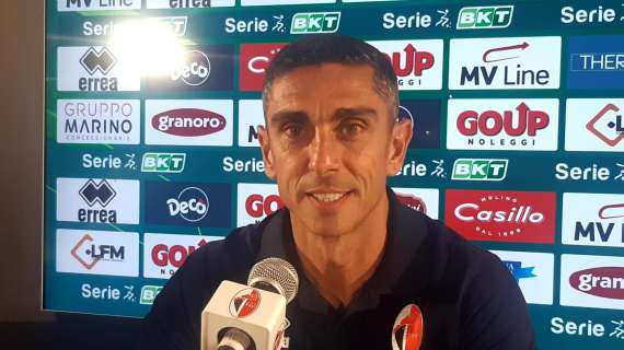 Verso Bari-Catanzaro, Longo: “Arbitri e punti persi? Niente alibi. Conta il nostro percorso”