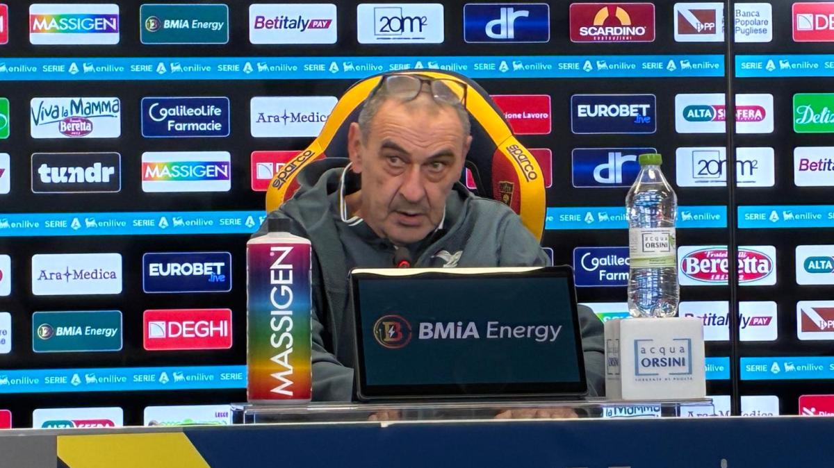 Lazio, Sarri: “I giocatori vanno via perché manca ambizione”