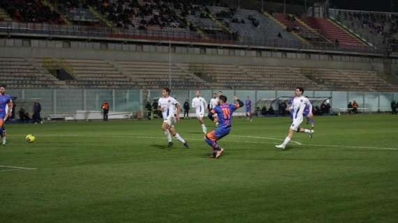 UFFICIALE - Taranto, rescissione consensuale con Bifulco