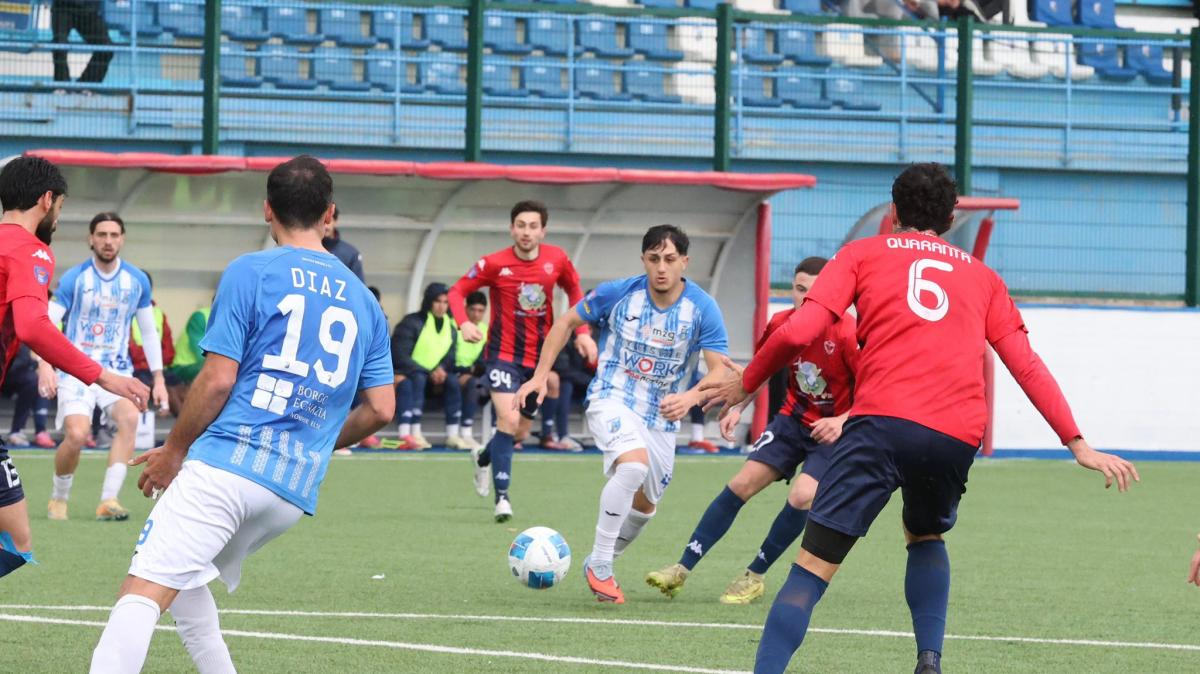 Il Fasano batte 2-0 il Ferrandina e sale al secondo posto