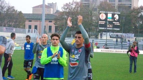 Foggia, sondaggio per un centrocampista ex Chievo