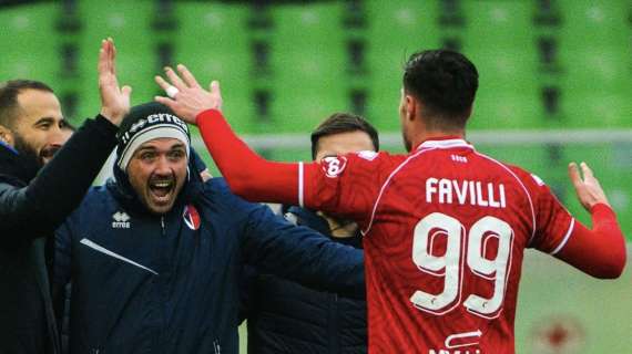 Cesena-Bari 1-1: non basta Favilli. Pari di rigore romagnolo con l’uomo in più 