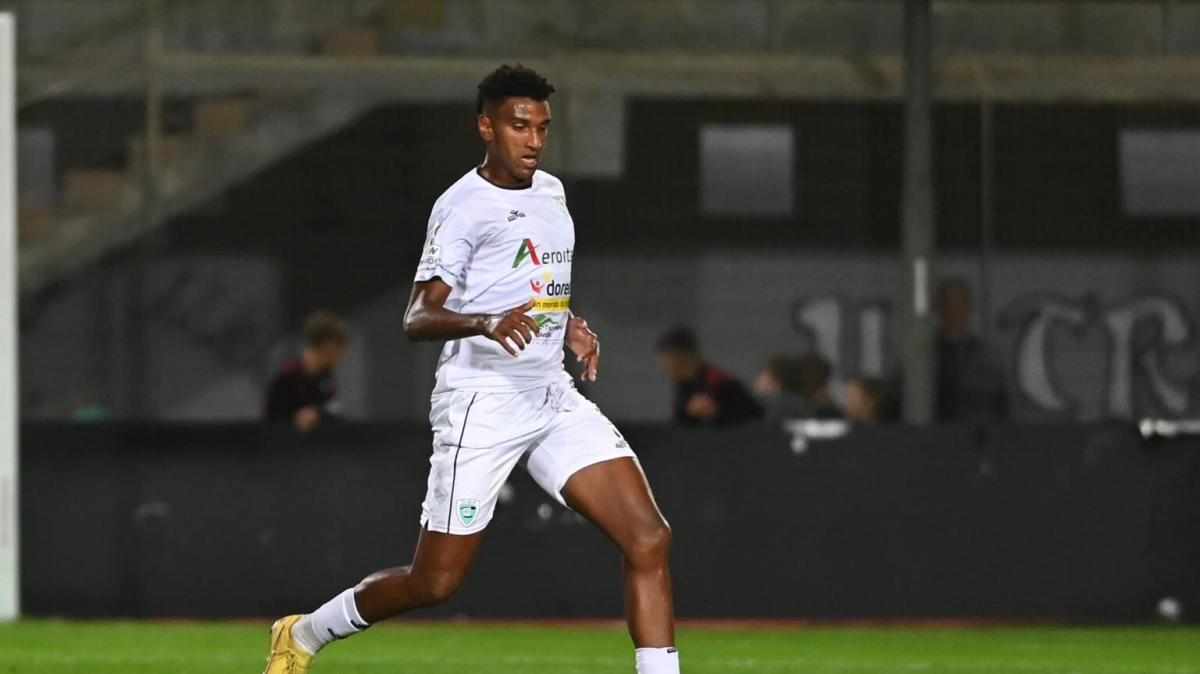 Virtus Francavilla, interesse per il centrocampista Davide Incerti