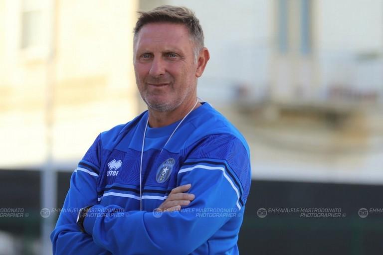 AS Bisceglie: lutto al braccio contro il Canosa in ricordo di Carlo Ricchetti