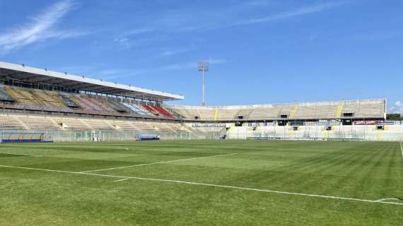 Stadio Iacovone, corsa contro il tempo per Taranto-Turris