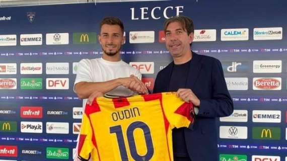 Lecce, Oudin: “Sono felice di essere tornato a casa, la maglia numero 10 è un onore”