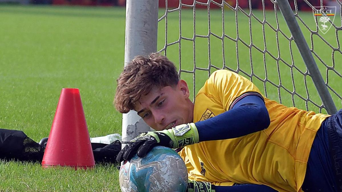 Lecce, il portiere Lupo decisivo con l’Italia U17: para 3 rigori