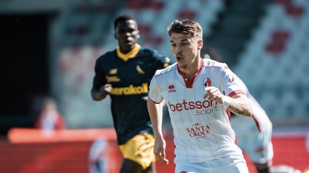 Bari, Artioli squalificato contro la Virtus Entella: il centrocampista era in diffida