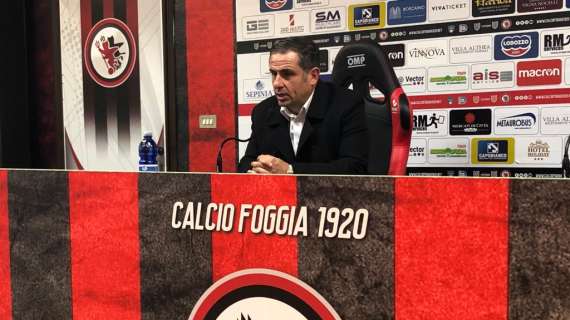 Foggia, Corda: "Multe per i troppi rossi. Tanto ai calciatori interessa solo il portafogli"