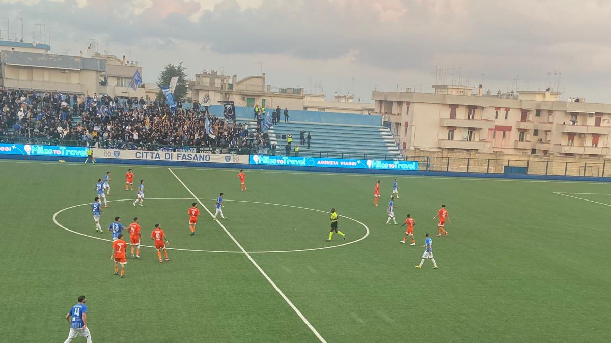 Serie D, il Fasano supera 2-1 la Fidelis Andria e si conferma in vetta