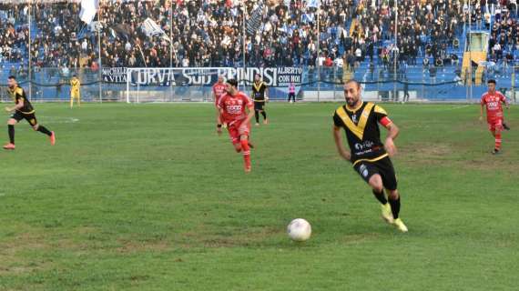 Brindisi, saluta il capitano Simone D’Anna