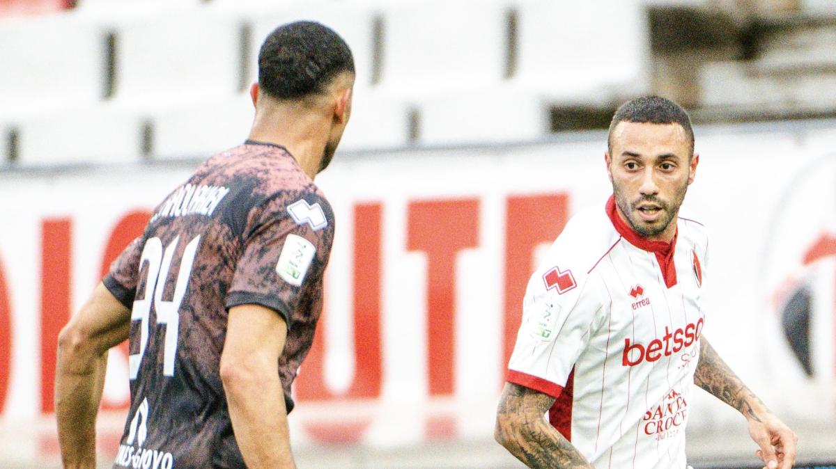 Bari-Sudtirol 1-2: Rao non rianima una squadra senz’anima. E scoppia la rabbia dei tifosi 