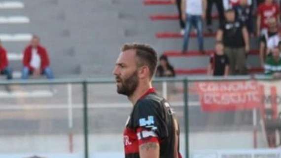 Eccellenza - Gallipoli, due arrivi e due partenze. Rinforzi a centrocampo per Manfredonia e Canosa