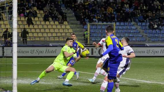 Cerignola-Taranto, il derby "ad occhiali": quarto 0-0 consecutivo