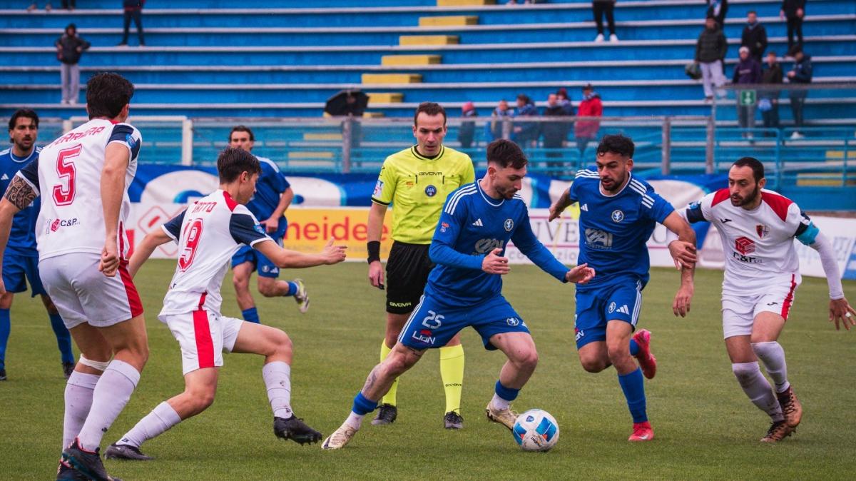 Fidelis Andria: sprint finale per blindare la salvezza 