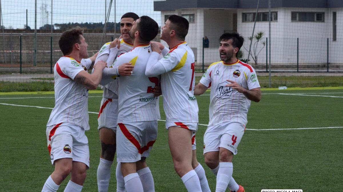 Eccellenza, Brilla Campi in rimonta: 2-1 all’Acquaviva e salvezza aritmetica