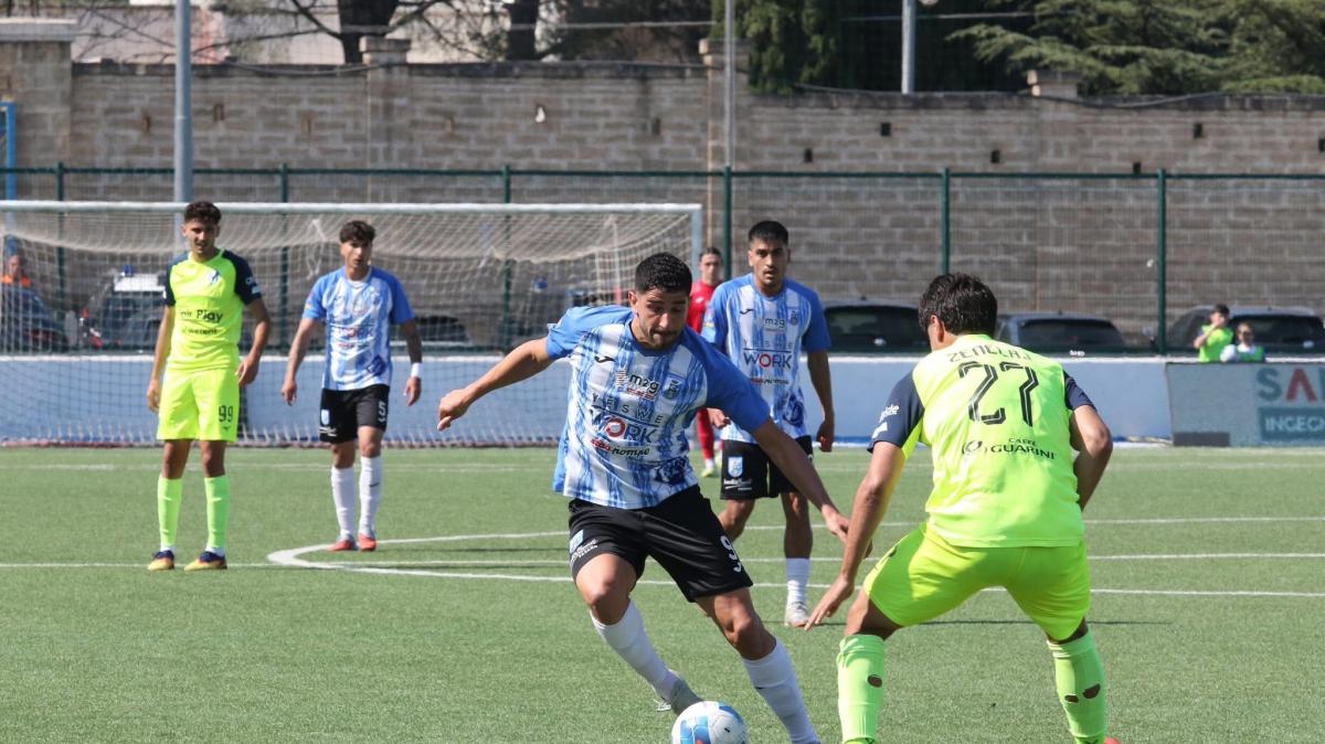 Il Fasano batte 1-0 il Martina e lo agguanta al secondo posto 